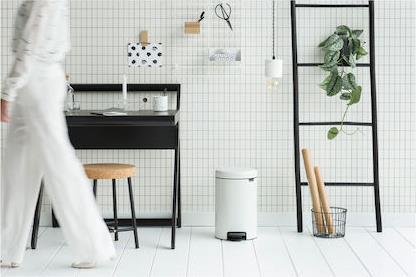 Brabantia New Icon Μεταλλικό Καλαθάκι Μπάνιου 12lt Λευκό 080.1119/69