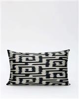 Pennie Διακοσμητική Μαξιλαροθήκη Boho Ikat από 100% Βαμβάκι Μαύρη 35x60cm 212043-03