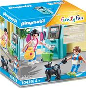 Playmobil Family Fun Tourists with ATM για 4+ ετών 70439