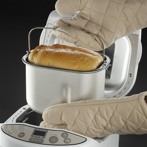 Russell Hobbs 18036 Classics Fast Bake Breadmaker